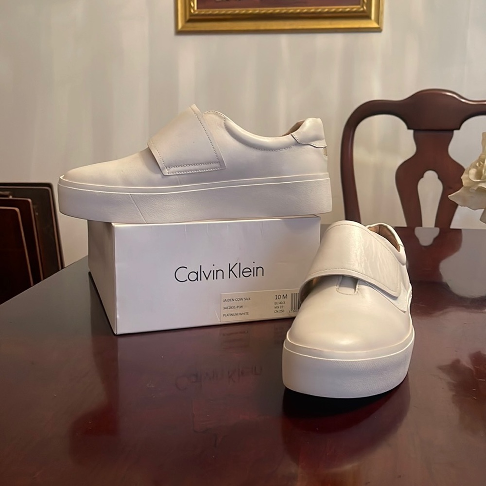 Calvin Klein Walking Sneakers
